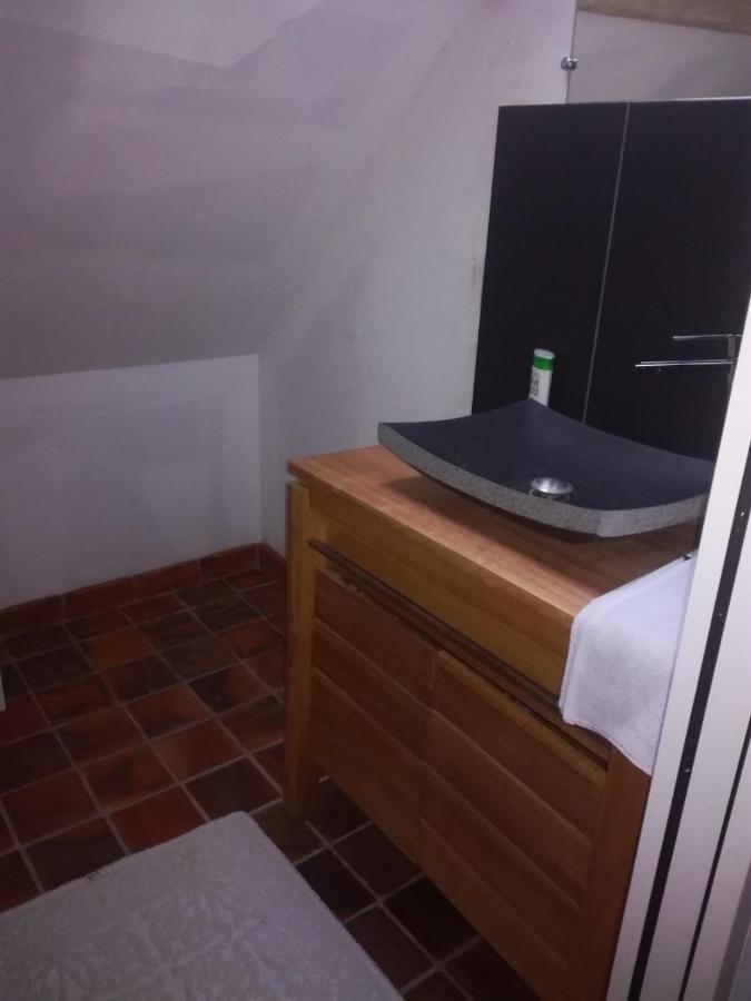 Chambre D'Hote Monthodon Esterno foto